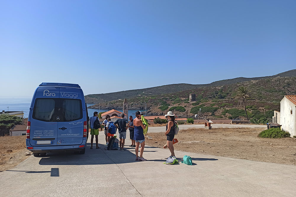 Sinuaria Escursioni - Prenotazione gita a bordo del minibus